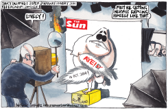 MURDOCHS MAN OF THE MOMENT by Iain Green