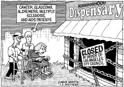 LOCAL-CA LA CLOSES MORE MEDICAL MARIJUANA DISPENSARIES B&W by Monte Wolverton