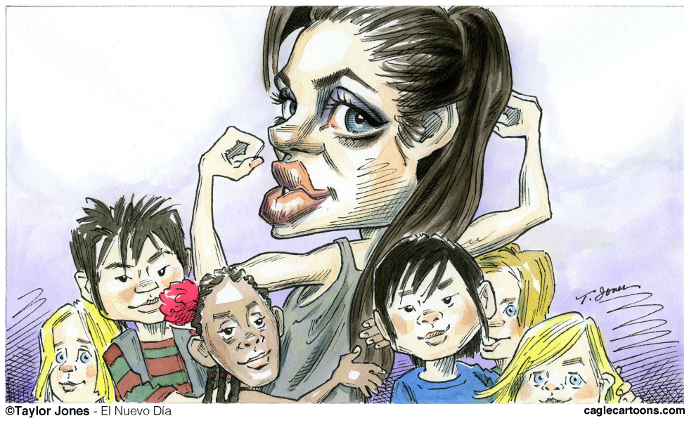 La actriz Angelina Jolie - COLOR
