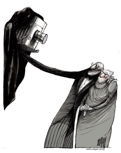 SELFIE / by Angel Boligan