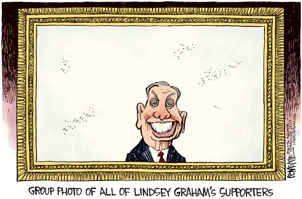 Lindsey Graham framed alone in empty portrait as 2016 bid struggles