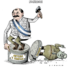 ORTEGA Y FAMILIA /  by Osmani Simanca