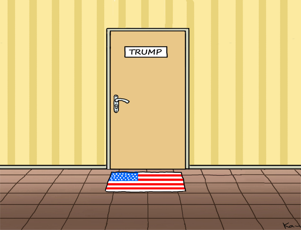 TRUMP´S DOOR