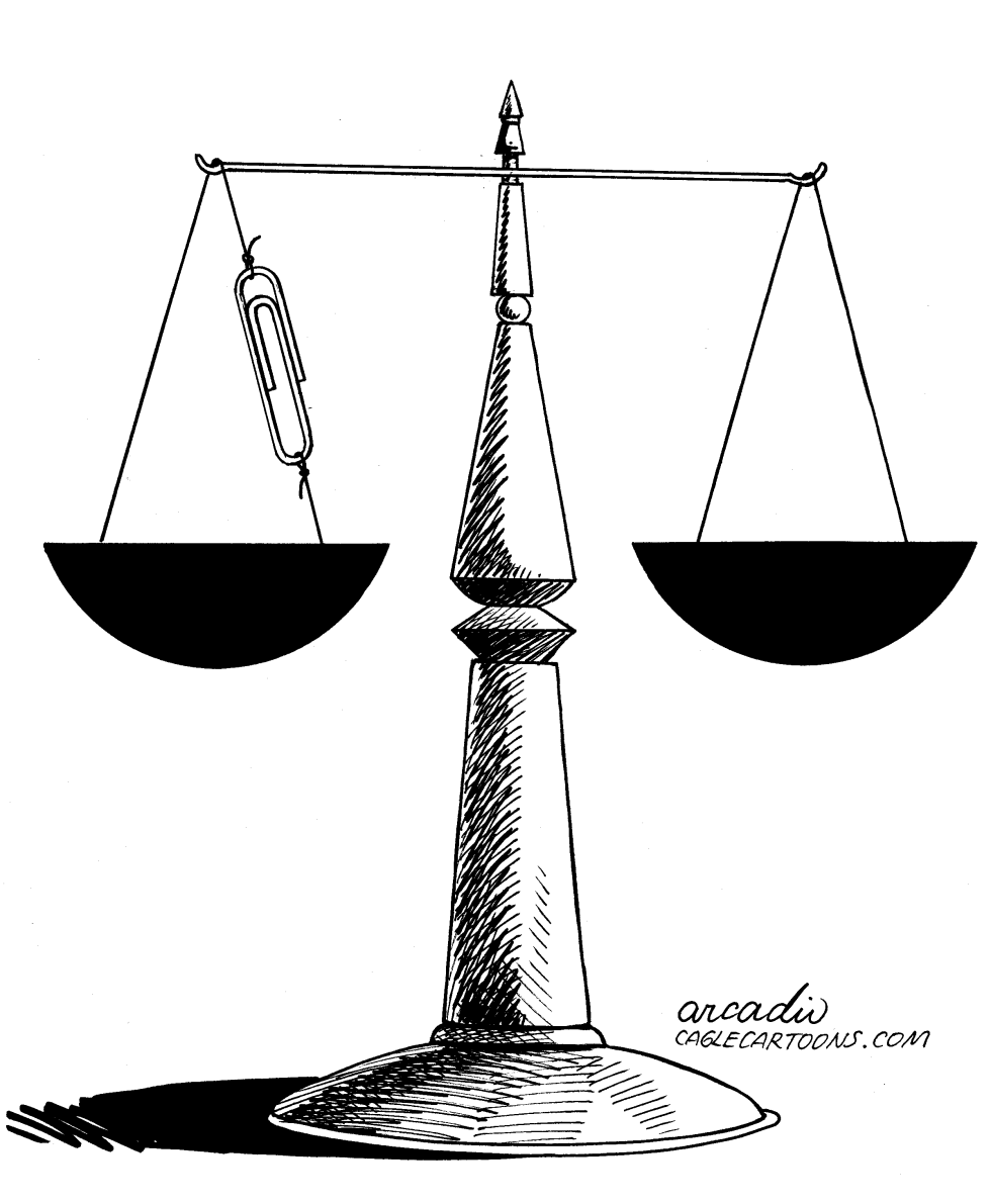 "Justicia apenas fuerte"