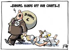 POLAND COURTS AND EU by Tom Janssen