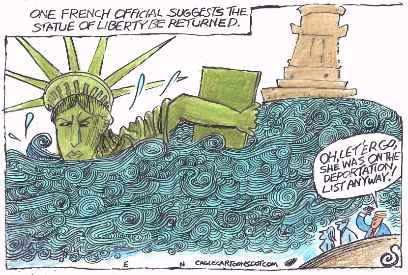 STATUE OF LIBERTY SWIMMING AWAY