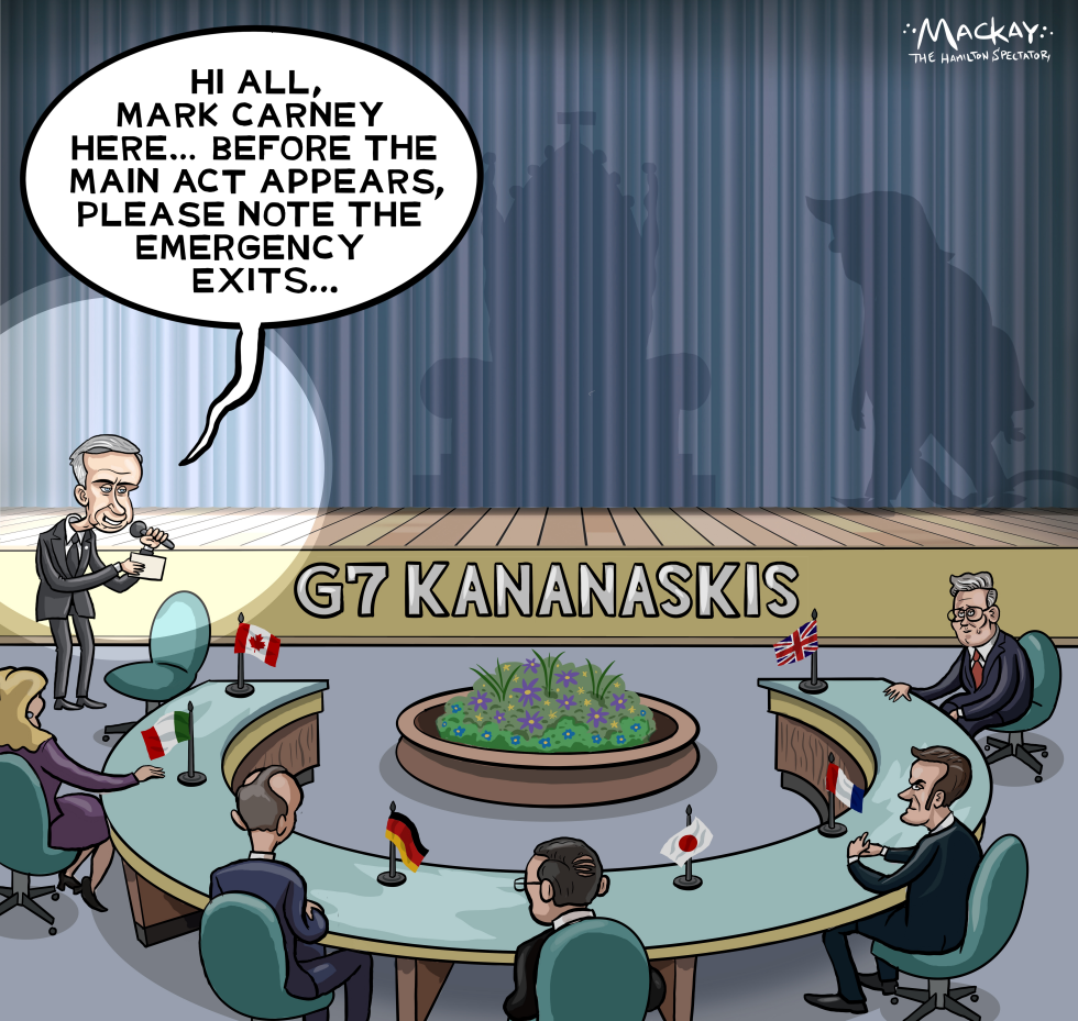 Before the drama theater announcements at the G7