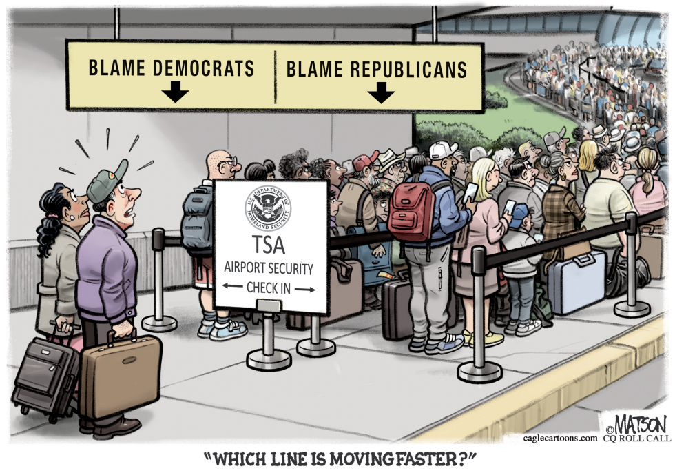 Airline Travelers Face Long TSA Lines