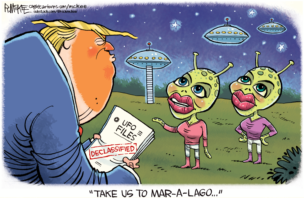 Trump Declassifies UFO Files as Aliens Crave Mar-a-Lago Visit