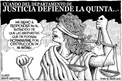 LA JUSTICIA DEFIENDE LA QUINTA by Monte Wolverton