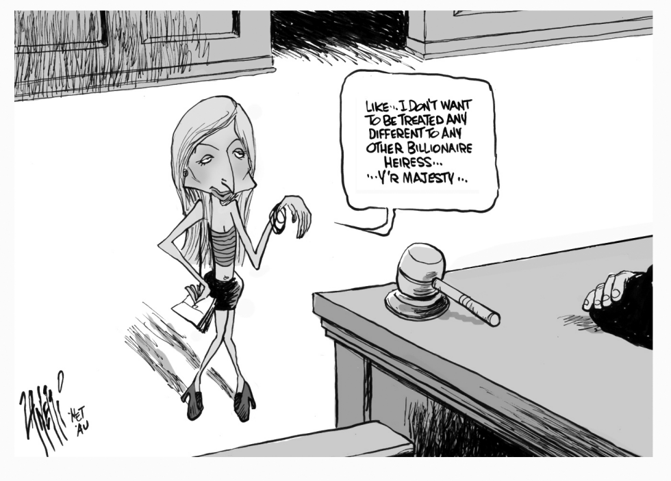 Paris in Court bw